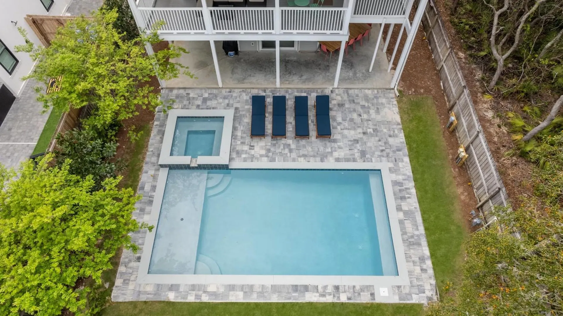 Dolphin Days By Avantstay Pool 0.2Mi To Beach Destin Holiday home