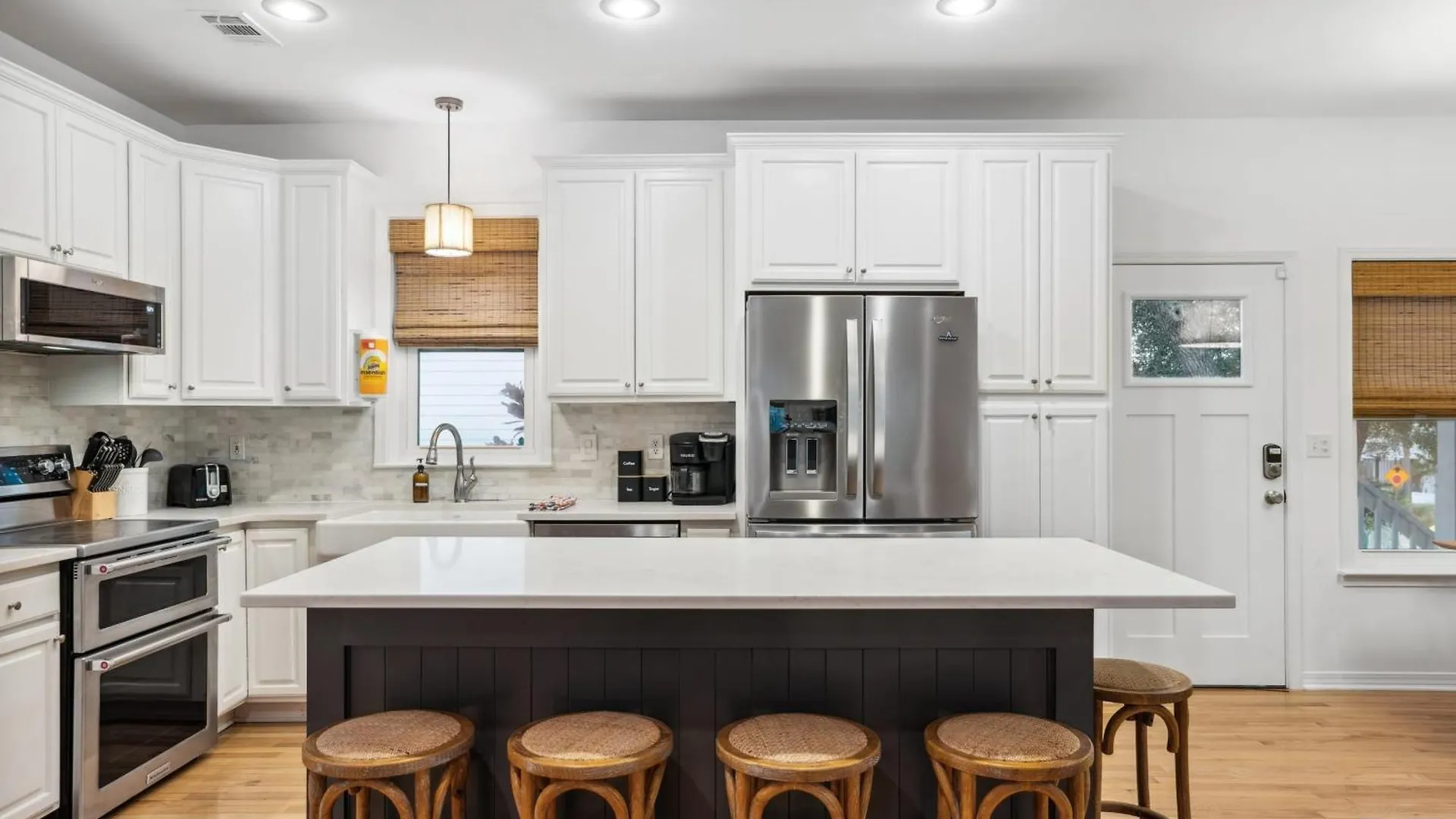 Holiday home Dolphin Days By Avantstay Pool 0.2Mi To Beach Destin